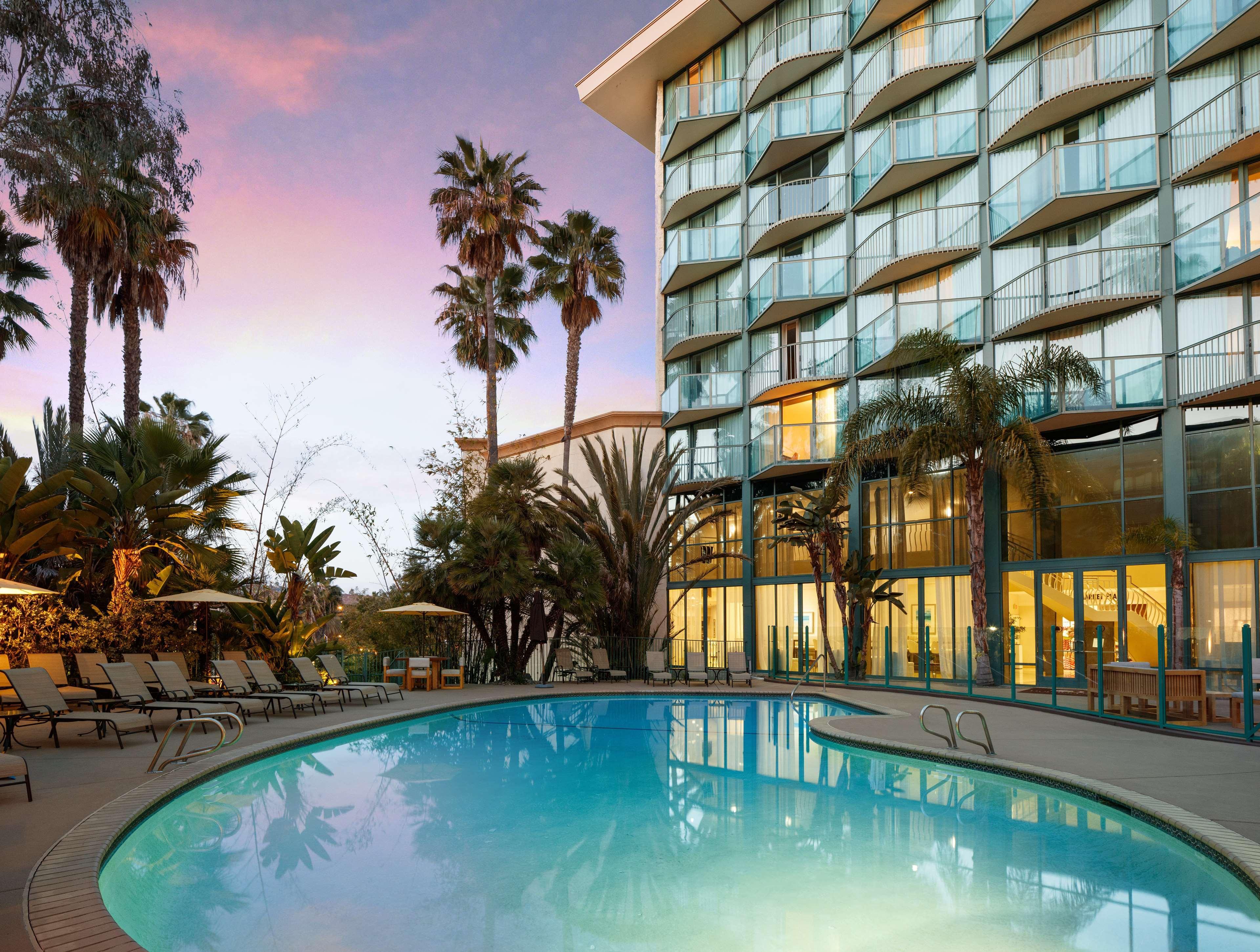 Doubletree By Hilton San Diego Hotel Circle Esterno foto