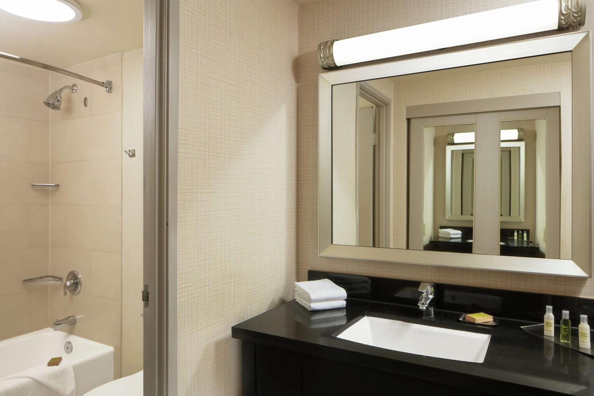 Doubletree By Hilton San Diego Hotel Circle Esterno foto